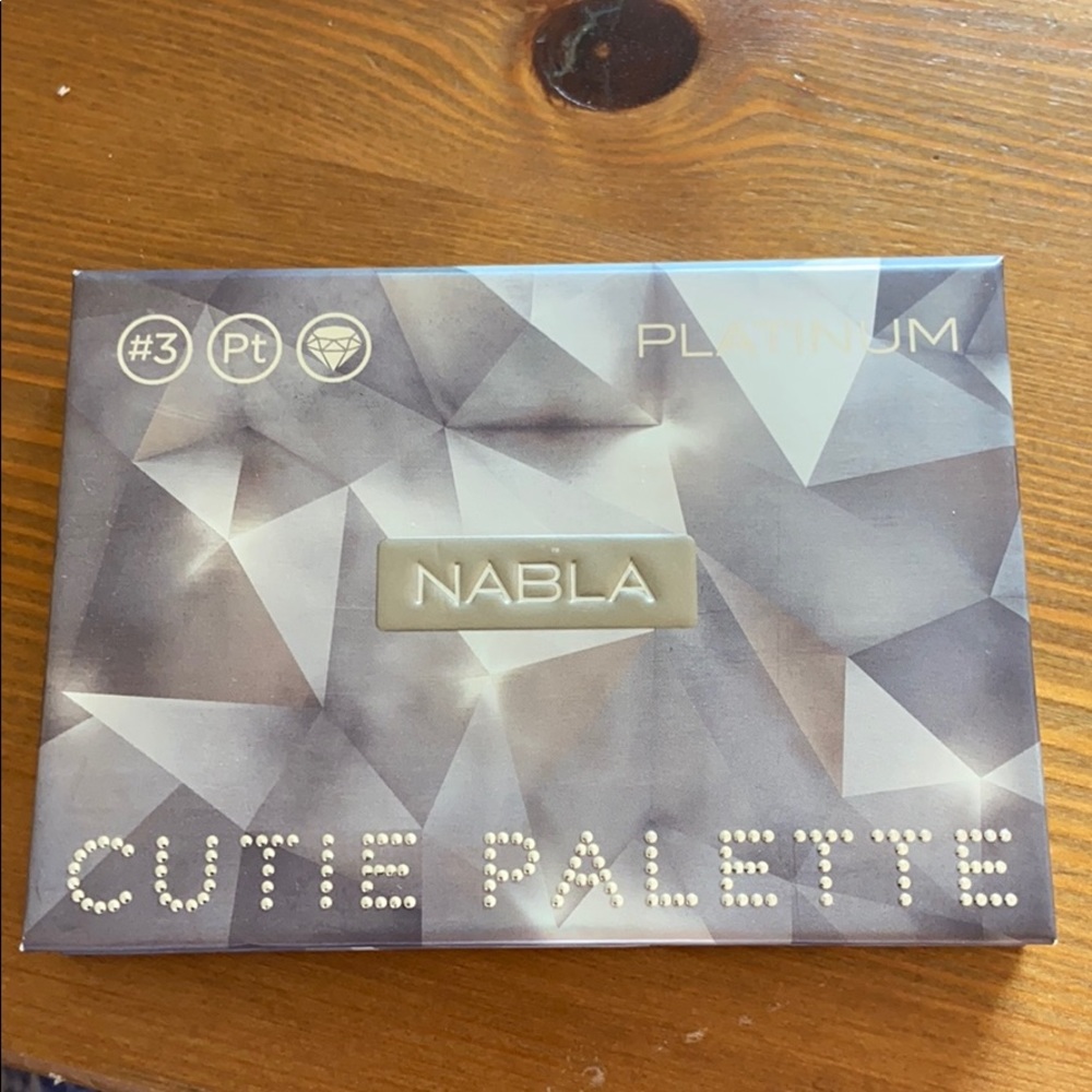 Nabla Cosmetics Eyeshadow Palette